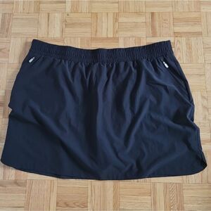 Black Penningtons Skort